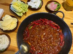-乐闹闹重庆火鍋(民治店)