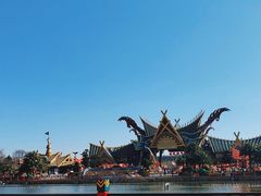 -七彩云南欢乐世界