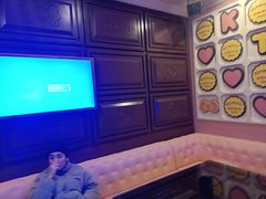 -范特西FANTASY量贩式KTV(民主广场店)