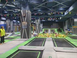 -反弹蹦床公园·亲子乐园·团建·派对(尚品奥莱店)