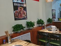 大堂-西北关·硬啃酱骨自助火锅(景岳公寓店)