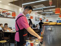 -地锅公社·现炒地锅鸡·地锅鱼·夜宵(罗锦路店)