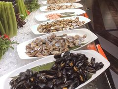 -四海一家自助餐(益田假日广场店)