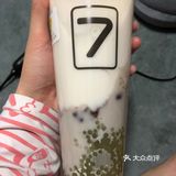 叫了芋泥奶茶，加了西米，可能是晚上有点饿了