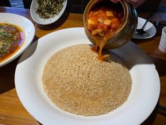 滋滋有味-桑吉林新派藏餐·汤锅·川菜