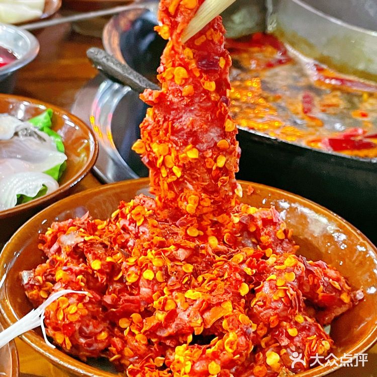 在闹市区的宝藏重庆火锅店怎么能不来