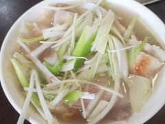 -金卯白肉罩火烧