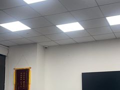 -TESLA 特斯拉(深圳坂田特斯拉中心)