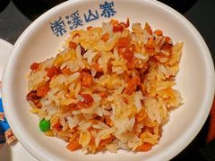 火塘腊味吊锅饭-索溪山寨·湘西饮食文化博物馆(标志门店)