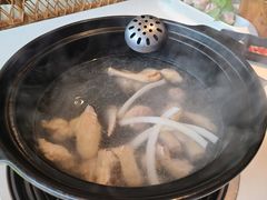 -东椰·海南椰子鸡火锅(朝阳门店)