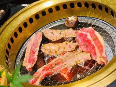 -山川小町·极番烧肉(新地假日广场店)