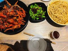 -巴厘龙虾·榜首油焖大虾(音乐学院·沿江酒馆店)