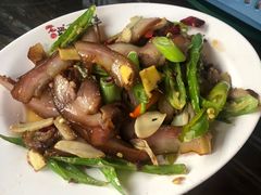 -老鼎万春卤菜(五代传承创始老店)