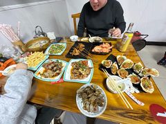 -兆辉木炭海鲜烧烤·海鲜小炒