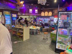 -卡通尼乐园(重庆南坪协信星光店)