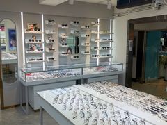 -潘多拉眼镜·蔡司依视路明月(潘家园店)