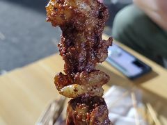 -劳动公园新疆人烤腰子