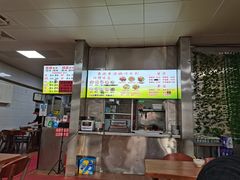 门面-春雨羊汤店(广开四马路总店)