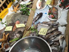 -船梆煮•蒸汽海鲜·炉火烤肉(五四广场店)