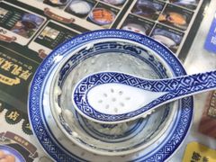 -广信牛奶甜品世家(台东店)