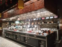 -锦厨国际自助餐厅 · 云端景观 (昆明索菲特大酒店)