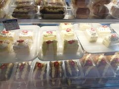 -白玉兰食品甜凤店(合生汇店)