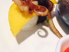 -荣誉国际酒店-云顶旋转餐厅