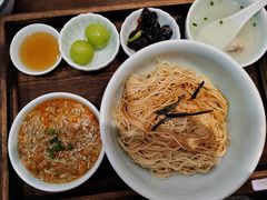 -蟹上黄·蟹黄面·江南糖水(人民广场店)