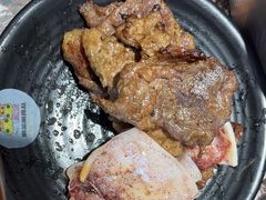 -啊美丽炭火烤肉(滑翔一店)