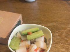 -湘力力小院·鱼汤泡饭(枫林路店)