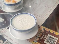 -周大娘牛乳(旧寨古村总店)