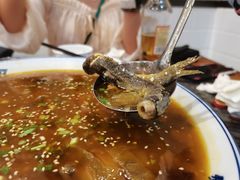 酸菜鱼鳅-江湖黑大兔(杨家坪店)
