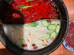 -周小明火锅(黑金冠社区店)