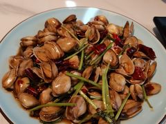-嗨辣小聚·盘锦河蟹·海鲜烧烤龙虾(盘锦十年好店)