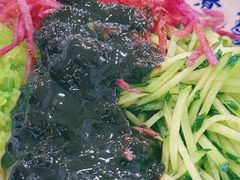 老北京炸酱面-门框胡同百年卤煮(新街口店)