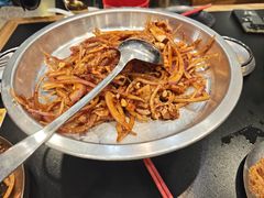 -红东阁东北菜烤肉酒馆(CROSS万象汇店)
