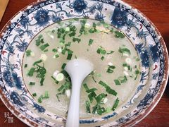 -老新隆牛肉锅贴(新街口店)