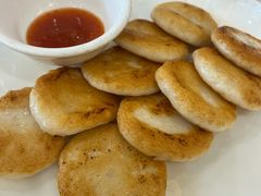 香煎爽藕墨鱼饼-鹭园酒家·四十年老字号