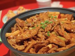 -多嘴超级肉蟹煲(中街恒隆故宫店)
