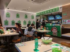 -蒙自源米线大王(东站店)