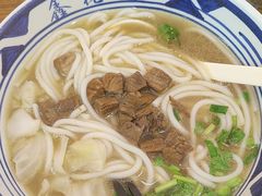 -鑫花溪牛肉米粉(印象水街都心荟店)