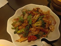 -大头虾越式风味餐厅(光明广场店)