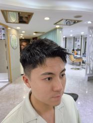 -JK奇积发型连锁机构