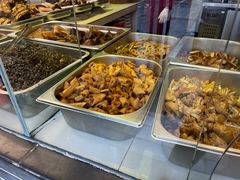 -老鼎万春卤菜(五代传承创始老店)