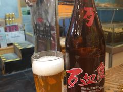 歹血受啤酒-滋味厨房小酒馆(万达广场店)