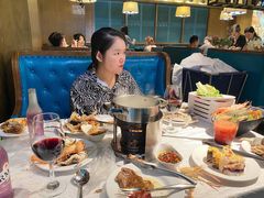 -领鲜活海鲜榴莲自助火锅(东门店)