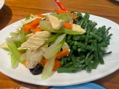 -清风园肘子馆(万家大激店)