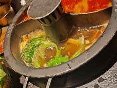-晓宇重庆火锅(西安荟聚店)