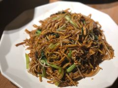 -沪小胖小龙虾(淮海中路旗舰店)