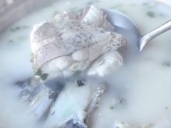 -雪湖煜辰鱼头老店(雪野湖店)